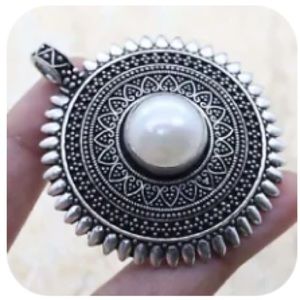 💟 $10 Sale 💟  🆕 Silver & Pearl Pendant!!! Brand New!